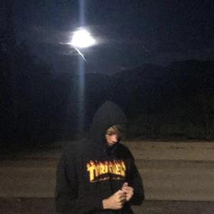 中国美女一级卖淫黄色片wwwq
